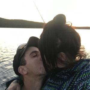 Meet your Posher, Lory